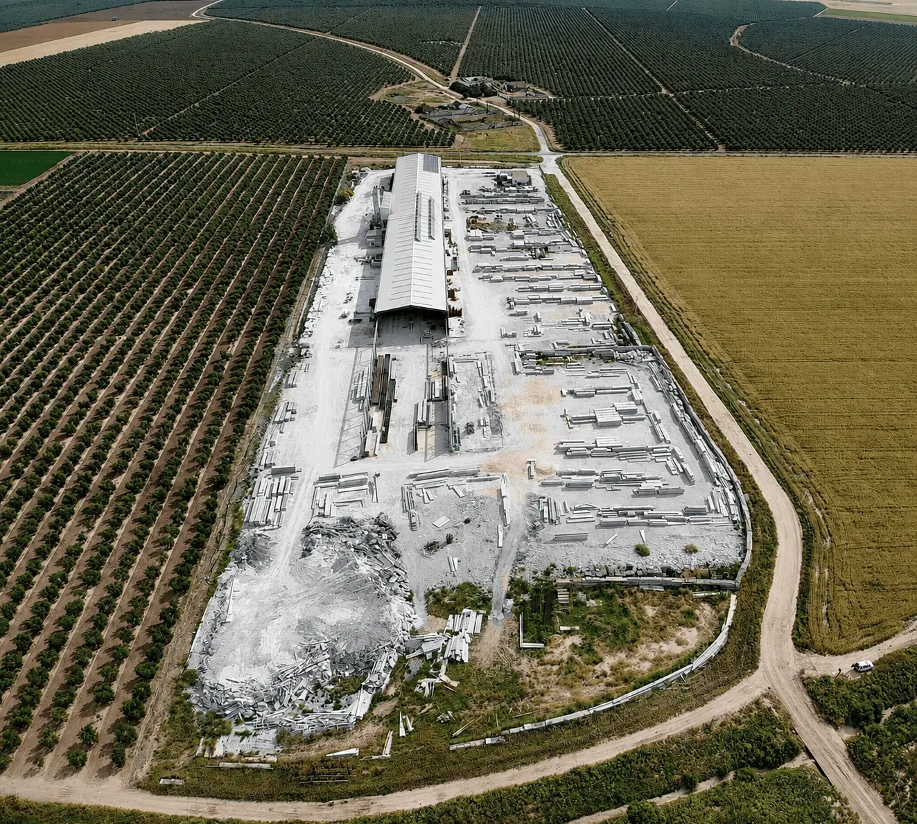 Vista aerea de las instalaciones de produccion de Prefabricados Relenco